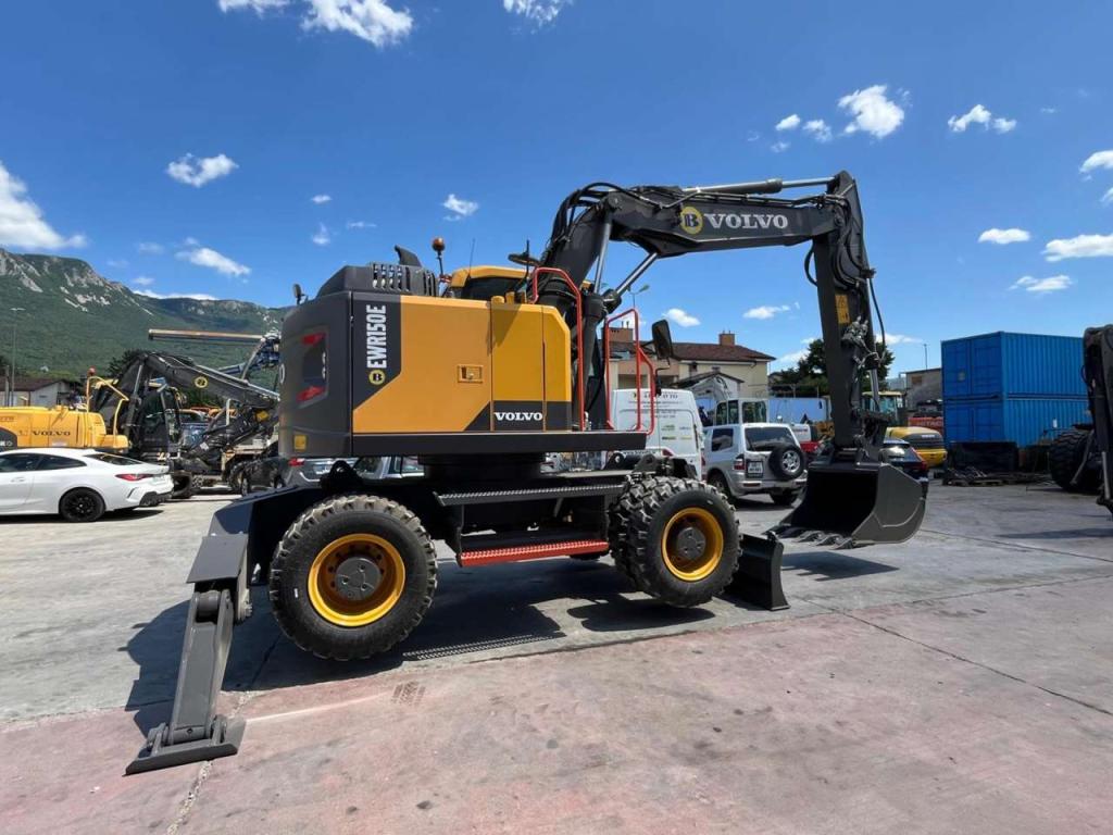 Volvo EWR150E Photo 5