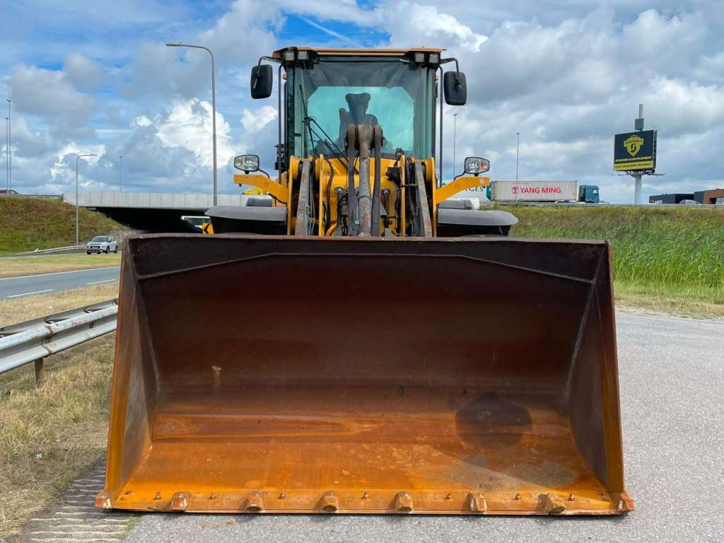 Volvo L110H Photo 6