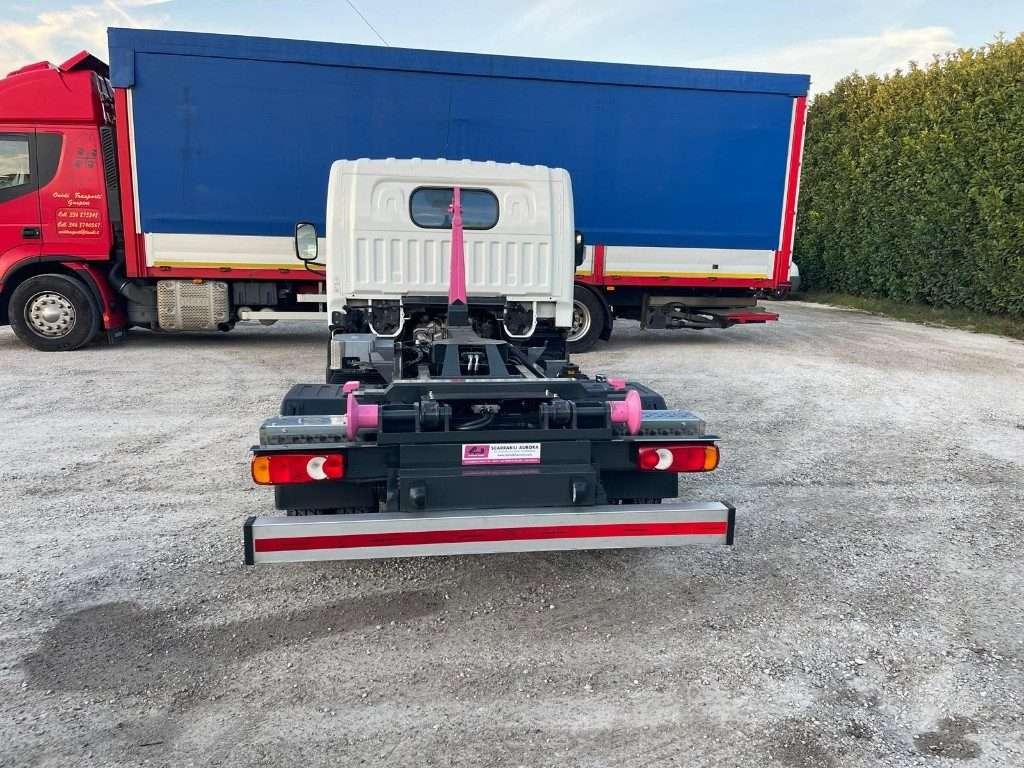 Nissan NT400 SCARRABILE PATENTE B Photo 8