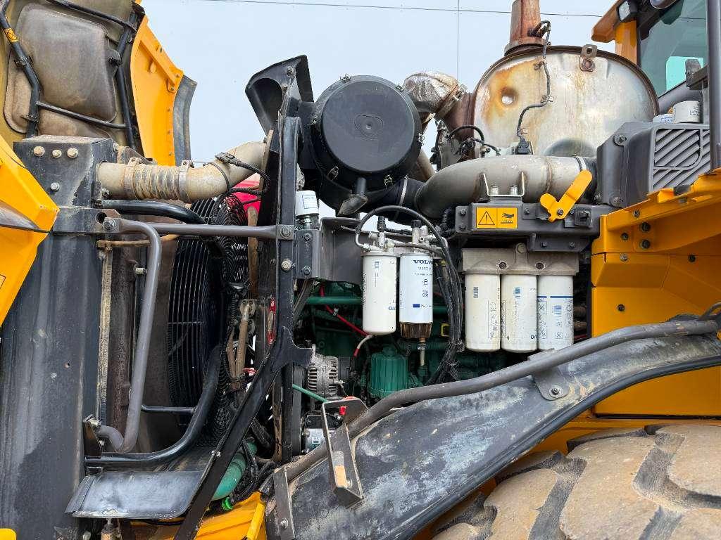 Volvo L150H - German Machine / Automatic Greasing Photo 24