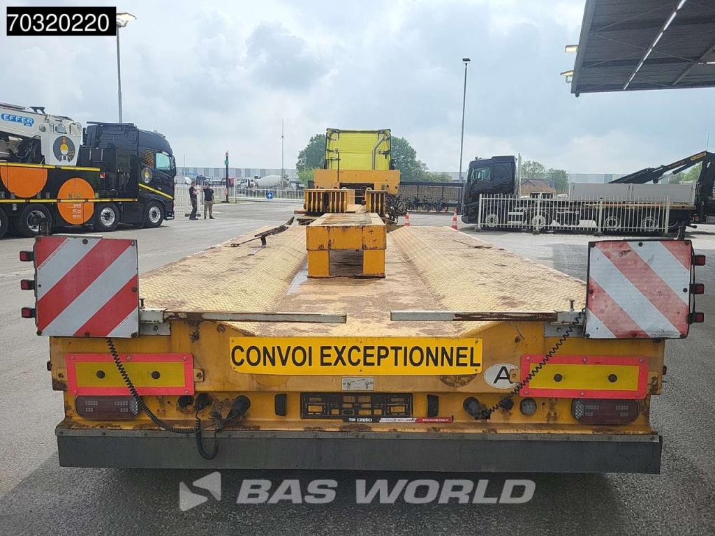 Goldhofer STZ Extendable Detachable Gooseneck Photo 9