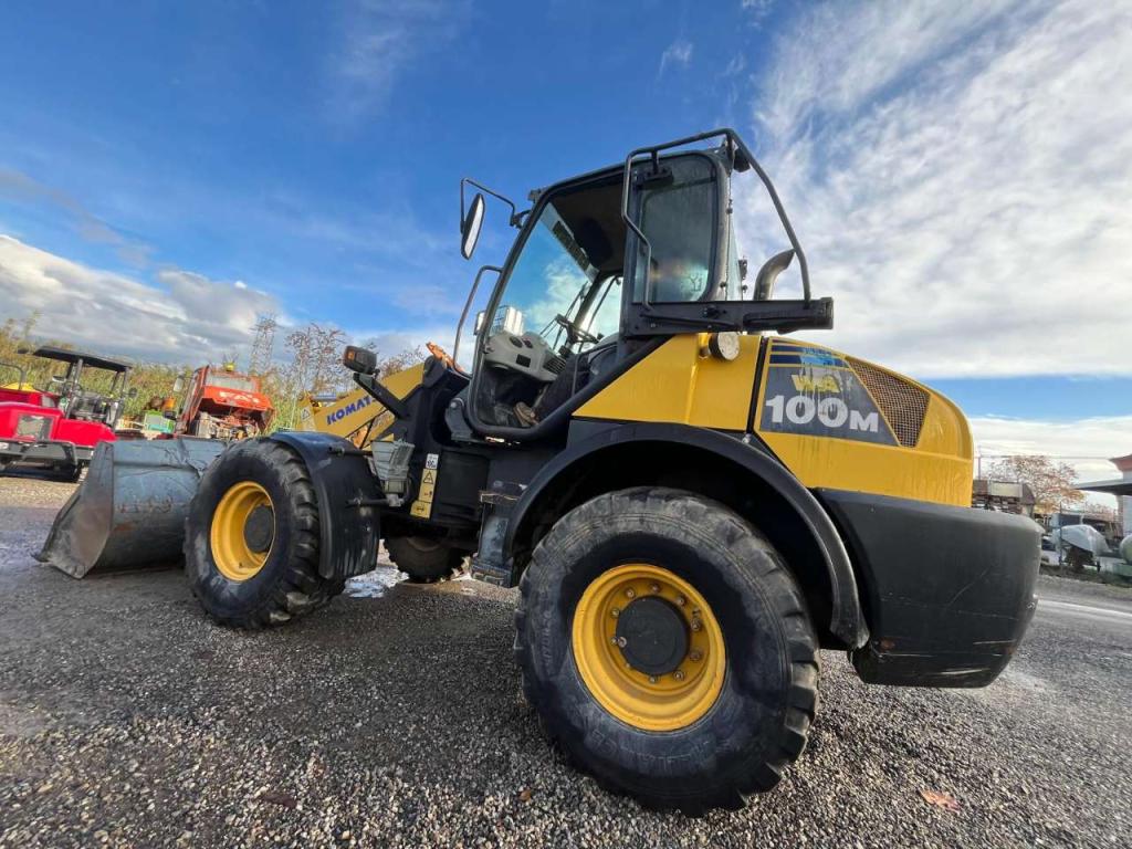 Komatsu WA100 M Photo 15