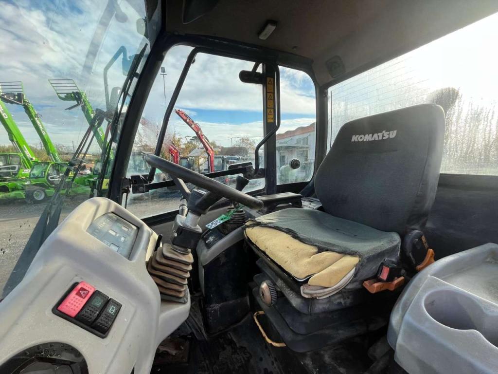 Komatsu WA100 M Photo 23