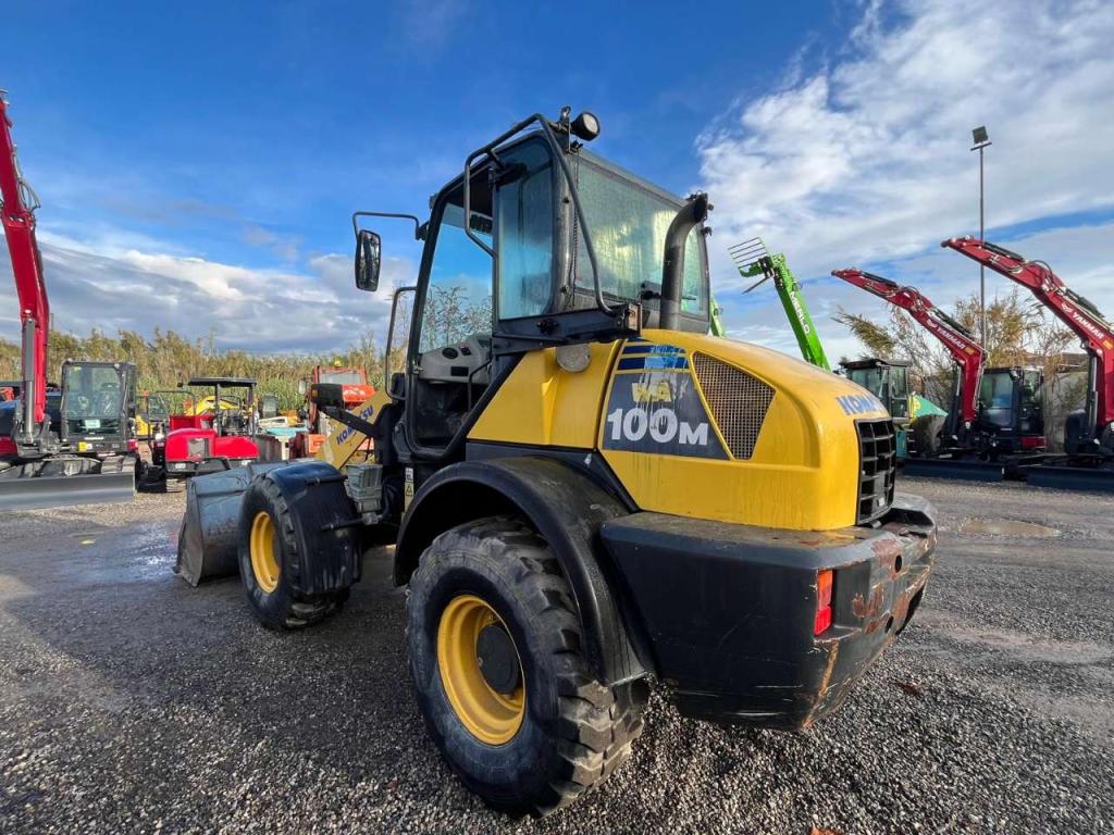 Komatsu WA100 M Photo 24