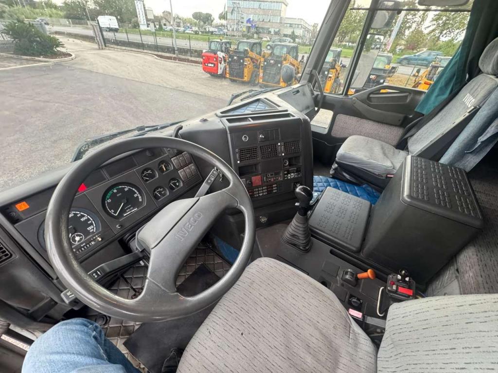 Iveco 520 Photo 6