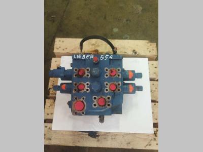 Hydraulic distributor for Liebherr L 554 sold by PRV Ricambi Srl