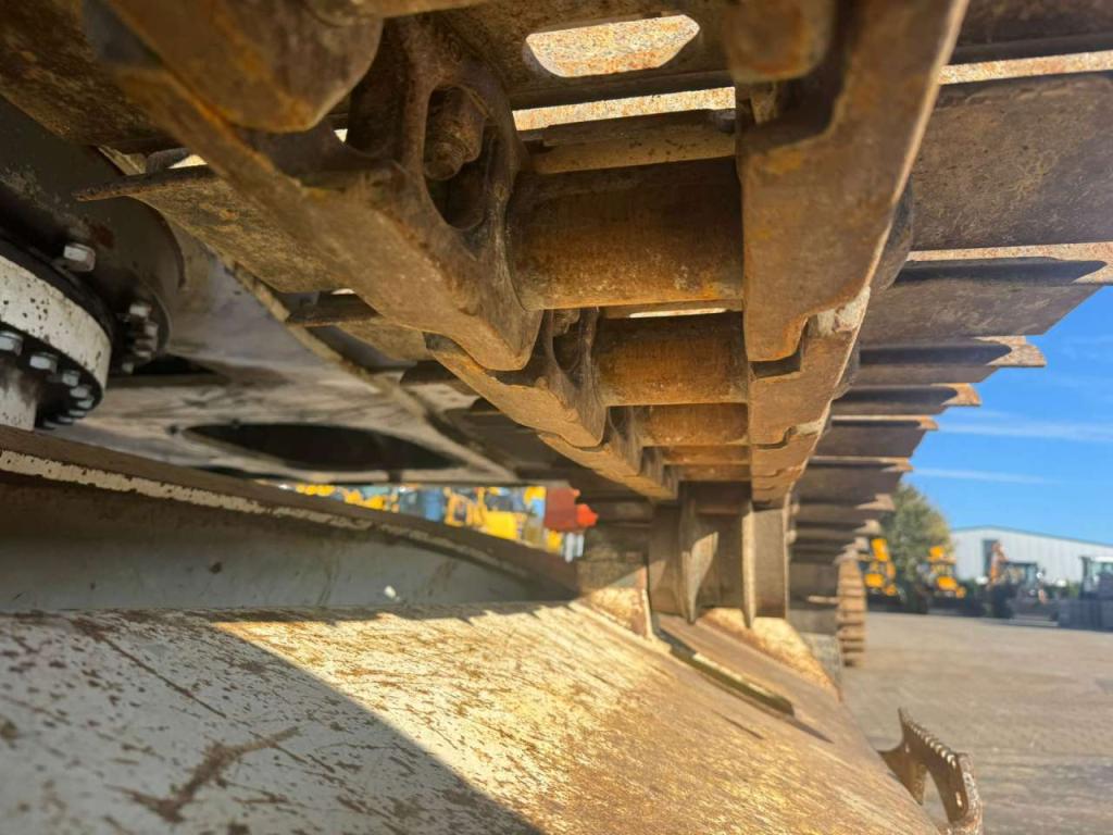 Liebherr R936 LC Photo 13