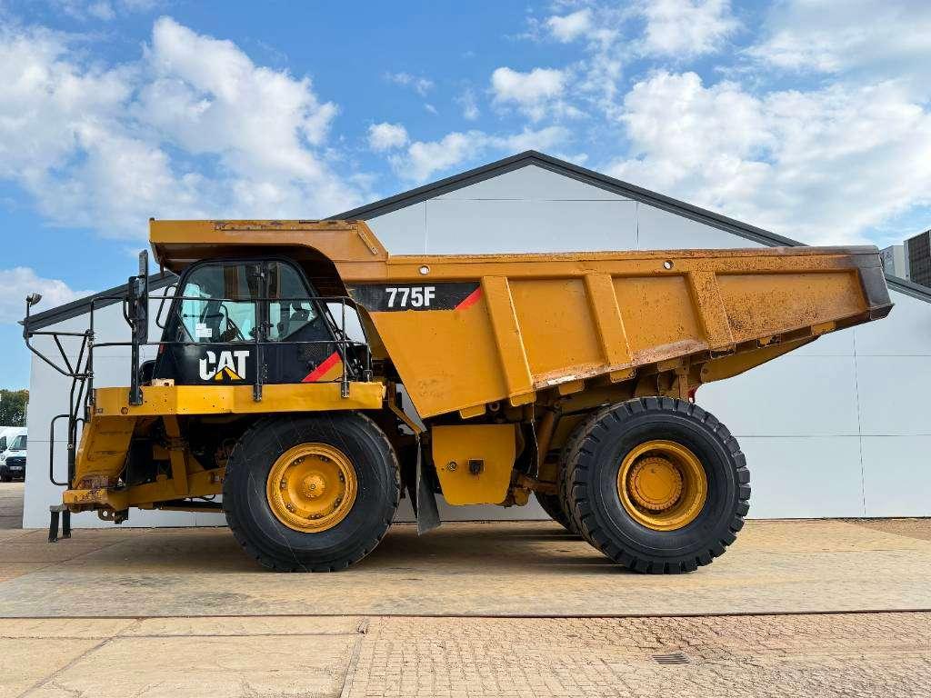 Caterpillar 775F - German Machine / Auto Greasing Photo 2