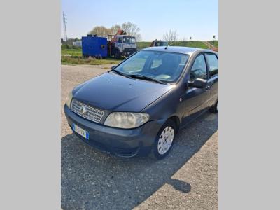 Fiat punto sold by Deal Di Balliu Mentor & c. Sas