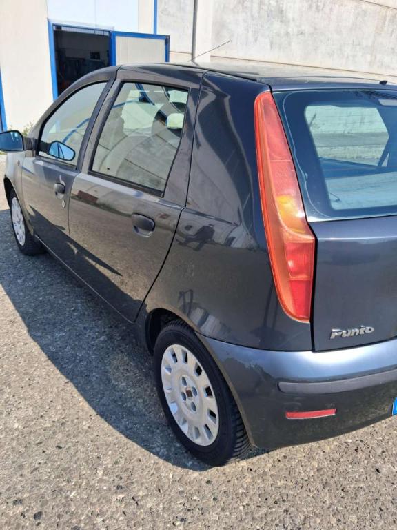 Fiat punto Photo 5