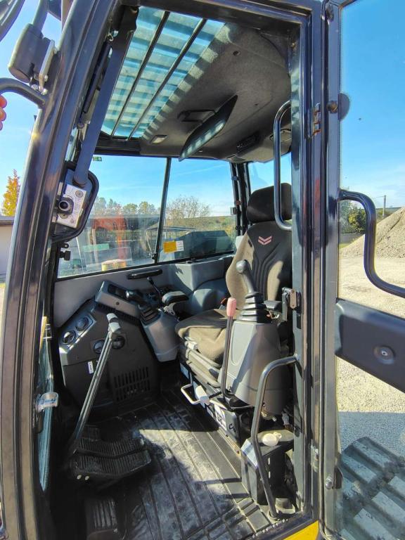 Yanmar VIO 82 Photo 24