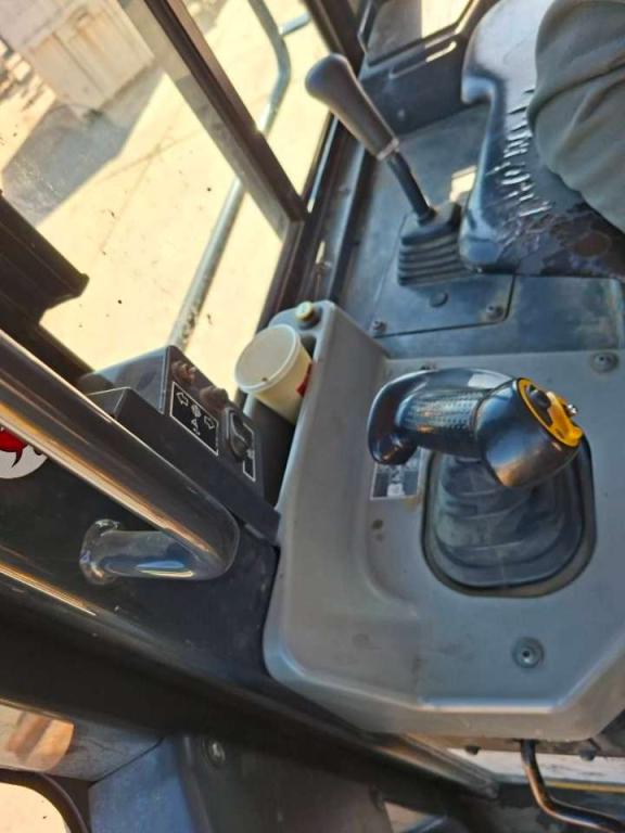 Komatsu D 61 PXi-24 Photo 11