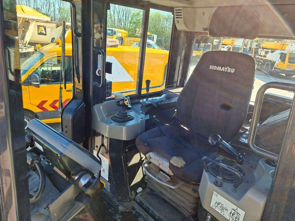 Komatsu D 61 PXi-24 Photo 13