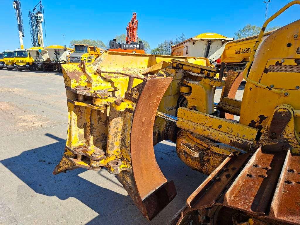 Komatsu D 61 PXi-24 Photo 15