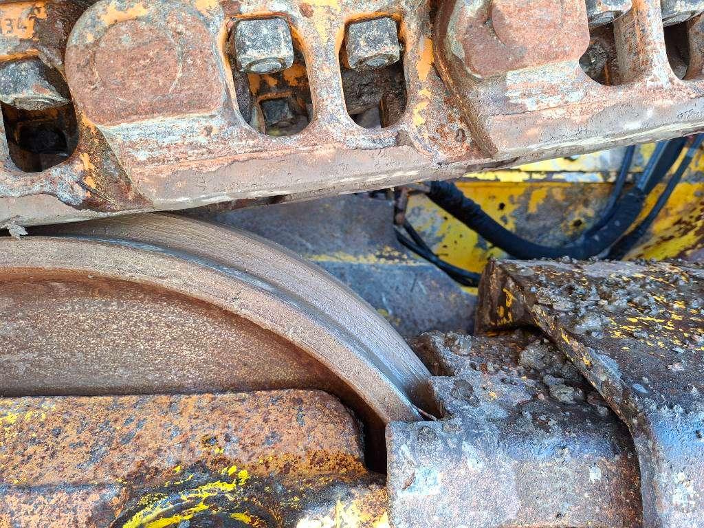 Komatsu D 61 PXi-24 Photo 18
