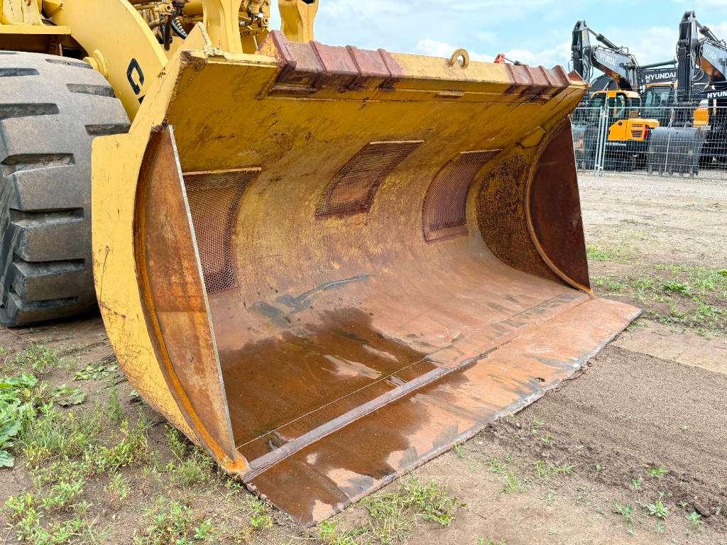Caterpillar 988B - Dutch Machine / Top Condition! Photo 16