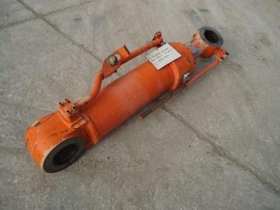 Bucket rotation piston for Hitachi ZW310 sold by OLM 90 Srl