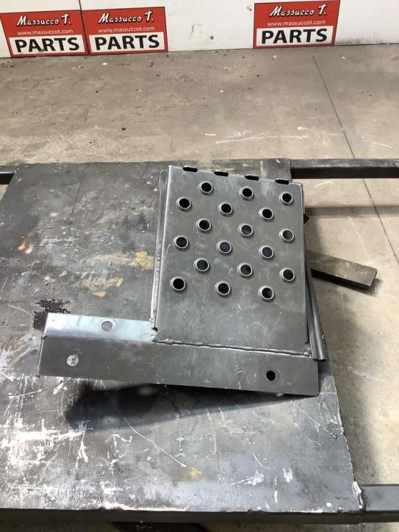 Bulkhead for Hitachi ZX135US-7 Photo 2