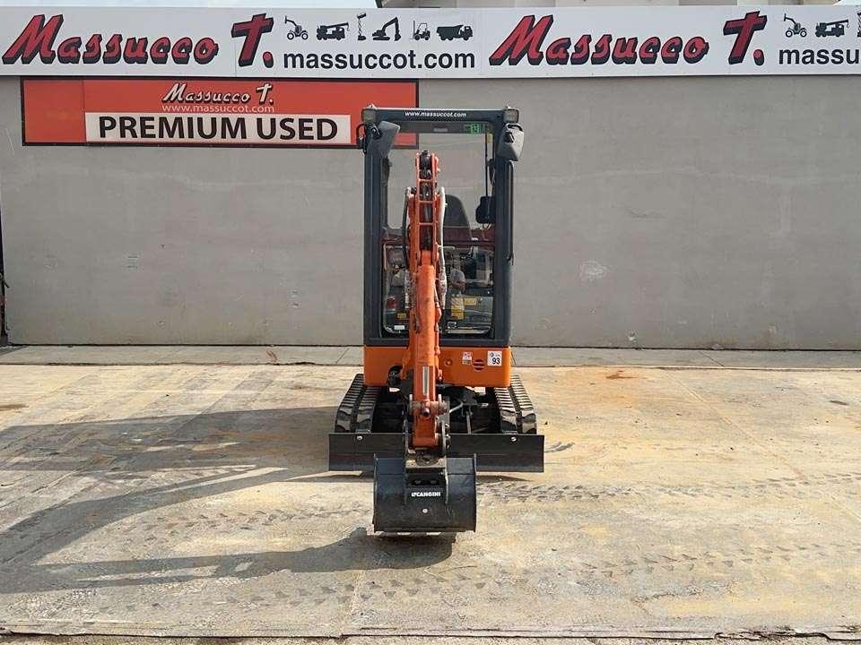 Hitachi ZX19-6 CR Photo 18