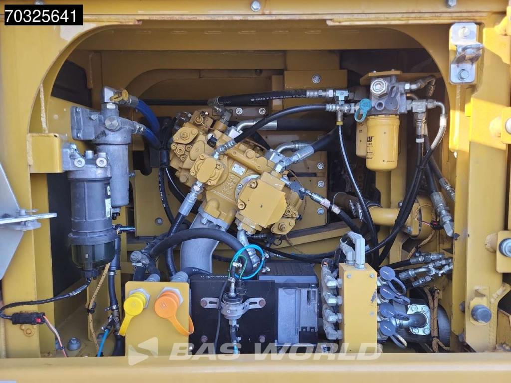 Caterpillar 330 F L Tiltrotator - GPS Photo 26