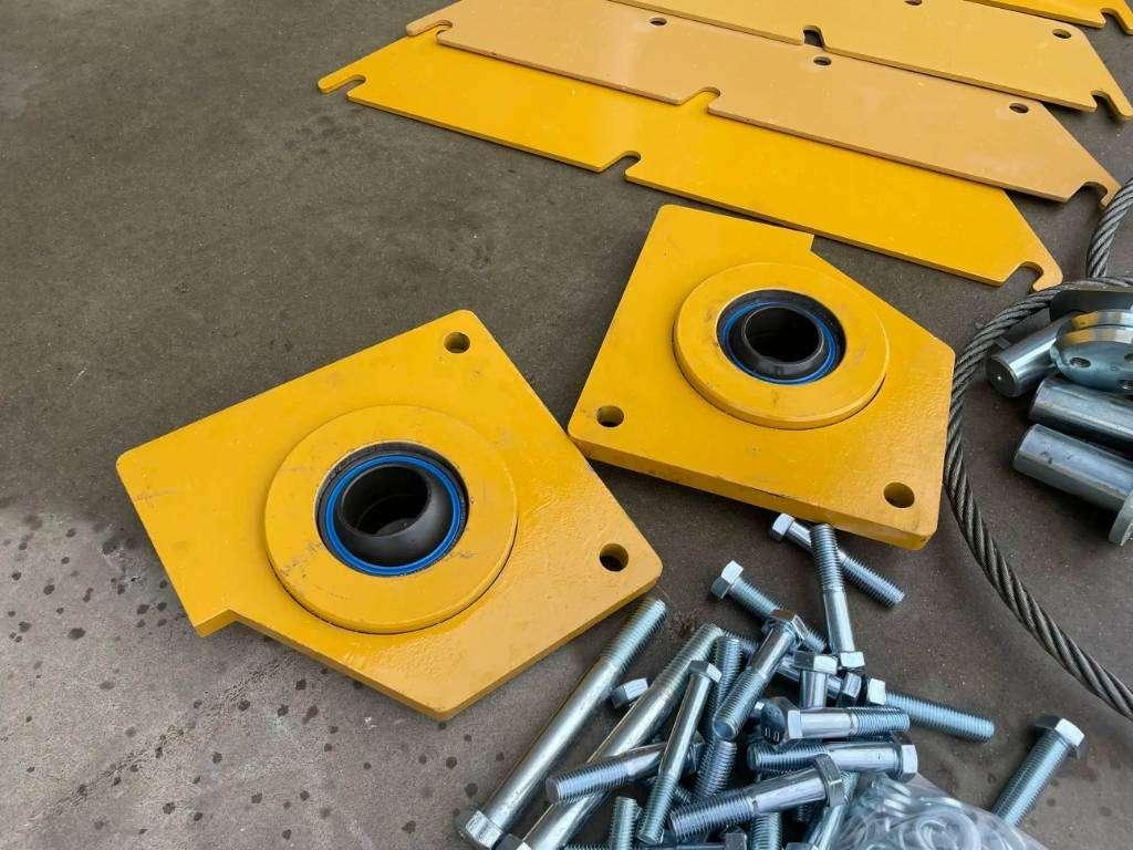 Rear hatch for Volvo A 25 G Photo 15
