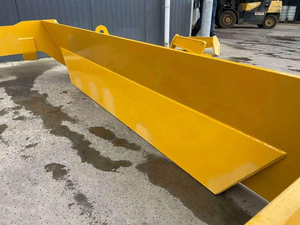 Rear hatch for Volvo A 25 G Photo 9