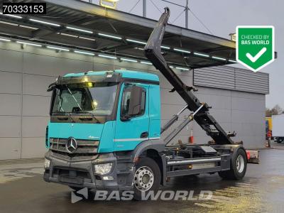 Mercedes-Benz Antos 1835 4X2 Meiller RK20 65TS containersystem Automatic Engine Brake Euro 6 sold by BAS World B.V.