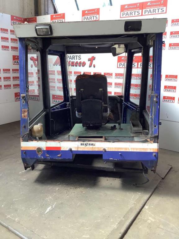 Cab for Benfra 1.35 Photo 3