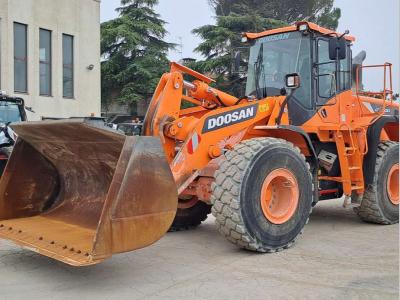 Doosan DL300-5 sold by DMO Spa