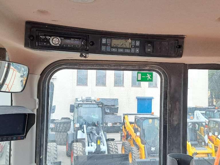 Doosan DL300-5 Photo 17