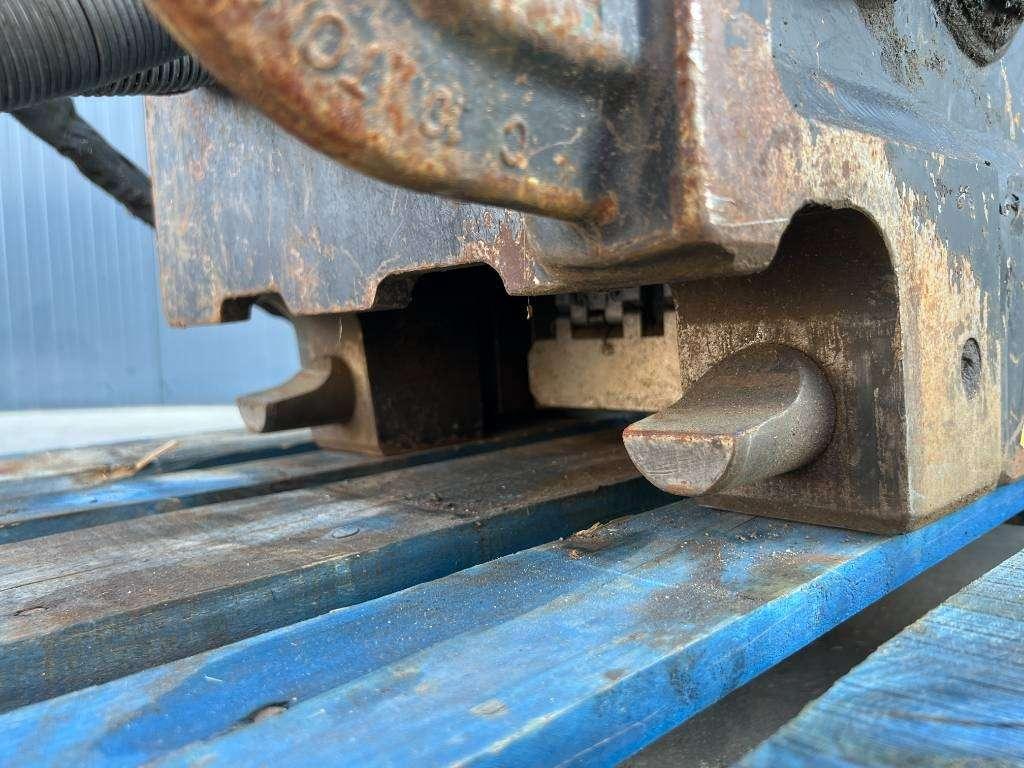 OilQuick OQ65 - M314F / M316F / M318F Photo 10