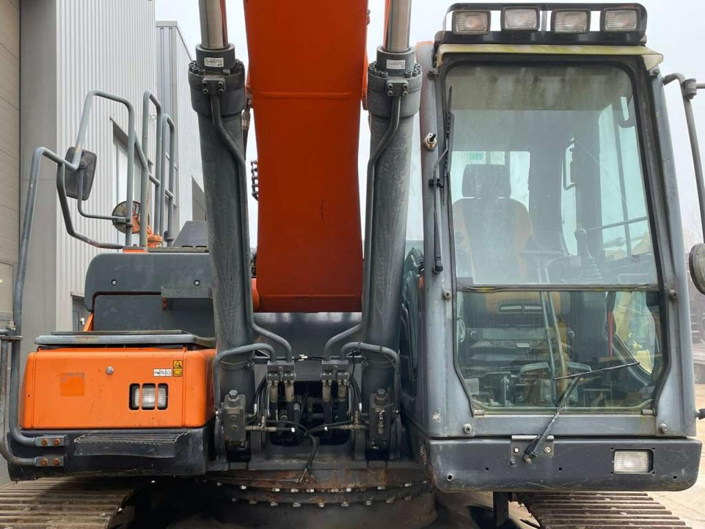 Doosan DX255LC-5 Photo 9