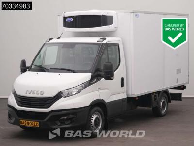 Iveco Daily 35S16 Automaat Koelwagen Vriezer -10 Carrier Xarios 5 Zijdeur Achterdeuren Airco Euro6 Bakwag sold by BAS World B.V.