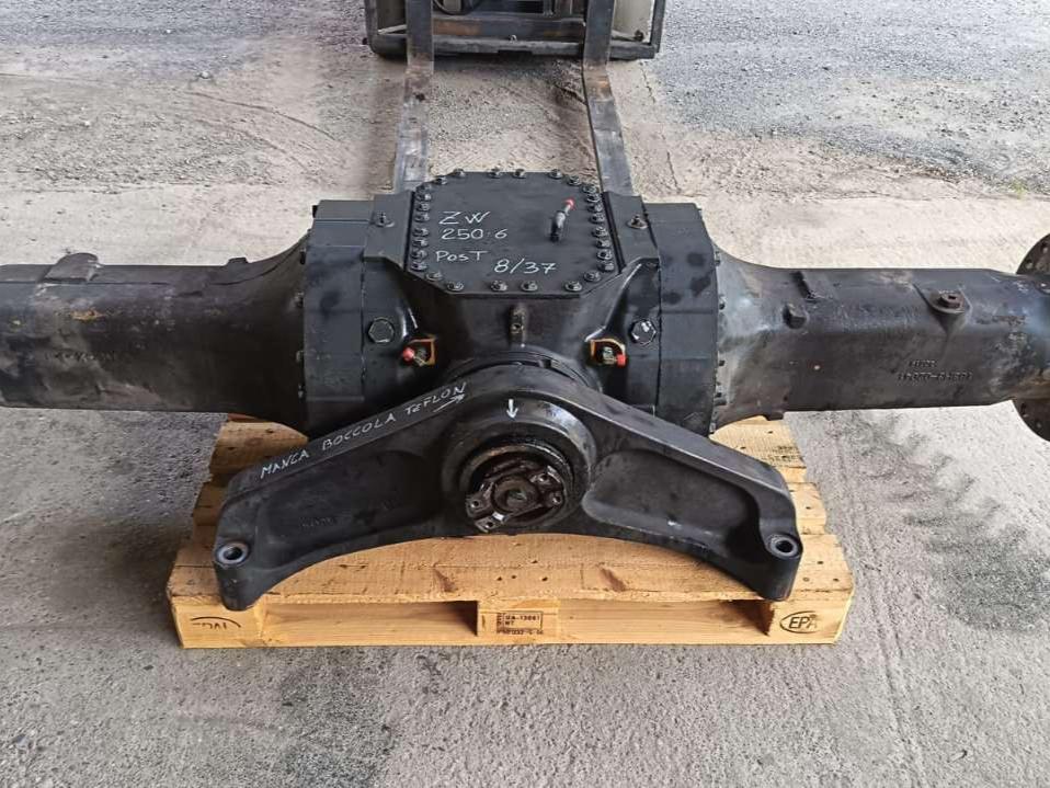 Rear axle for Hitachi ZW 250 Photo 1