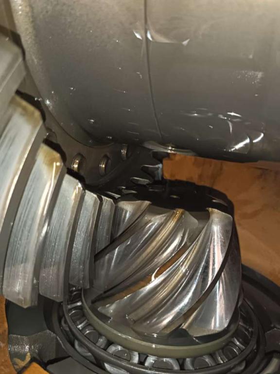 Rear axle for Hitachi ZW 250 Photo 2