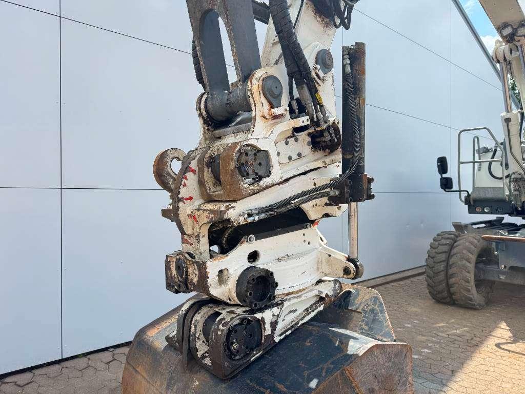 Liebherr A920 - Wimmer Tiltrotator / Triple Boom Photo 21