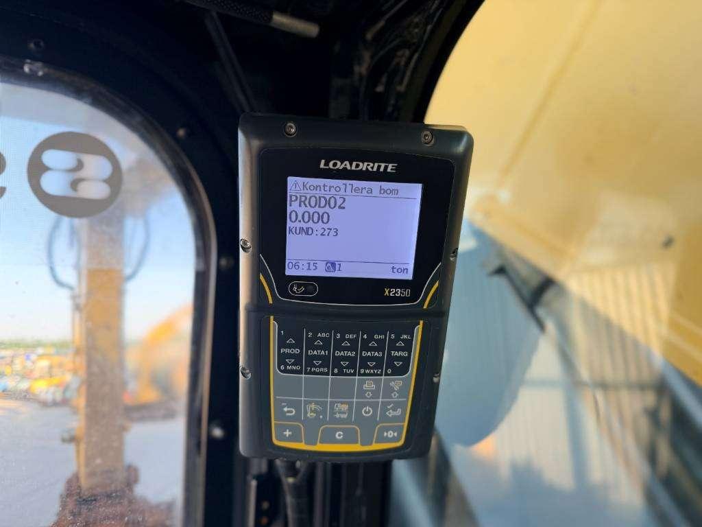 Caterpillar 352F Photo 4