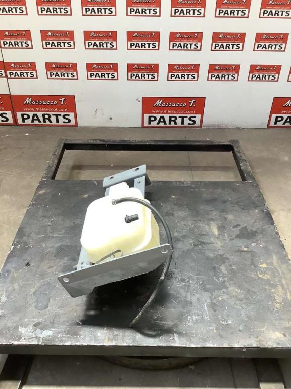 Water tank for Hitachi ZX 135US -7 Photo 4