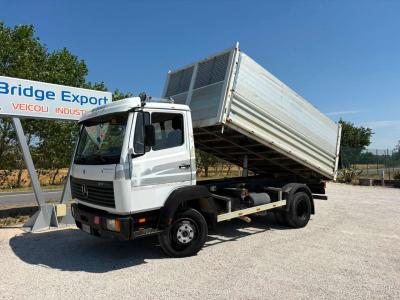 Mercedes-Benz 817 ribaltabile trilaterale sold by Bridge Export Srl