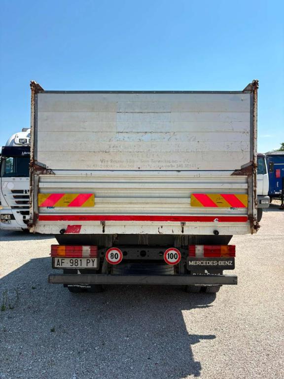 Mercedes-Benz 817 ribaltabile trilaterale Photo 13