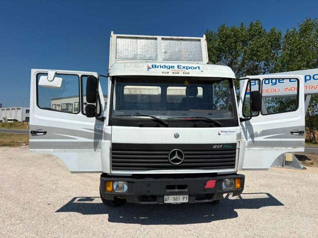 Mercedes-Benz 817 ribaltabile trilaterale Photo 9