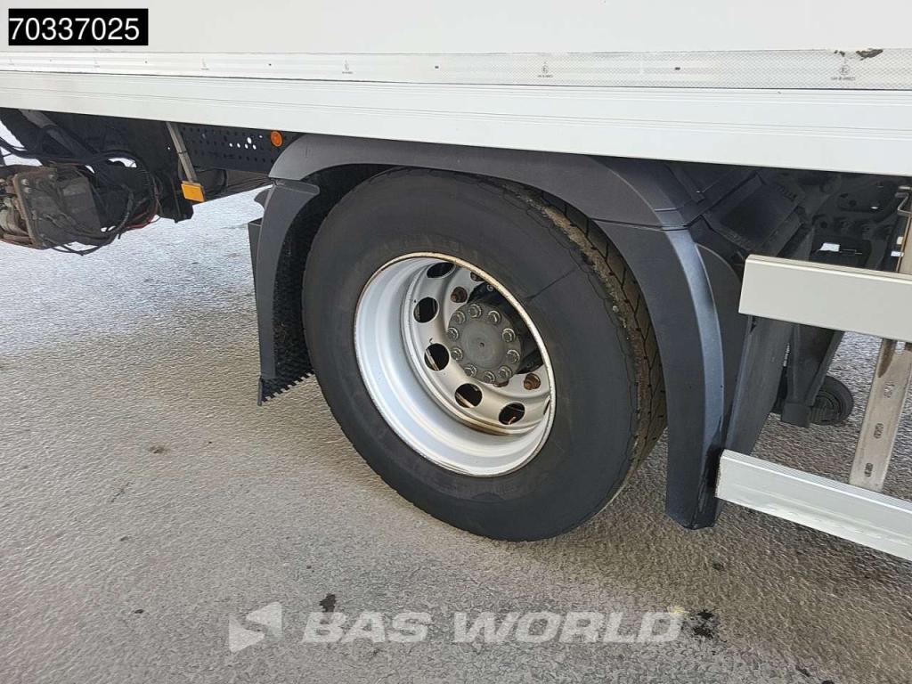 Mercedes-Benz Antos 2124 4X2 2t Tailgate 6-Cylinder Automatic Euro 6 Photo 15