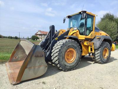 Volvo L110H sold by Comai Spa