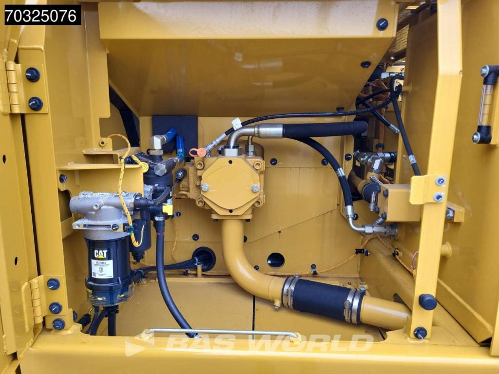 Caterpillar 321 Photo 18