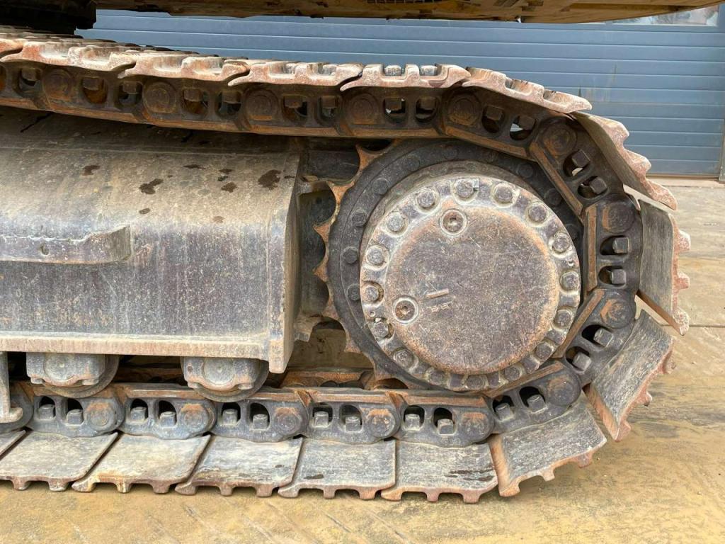 Caterpillar 330 07A Photo 12
