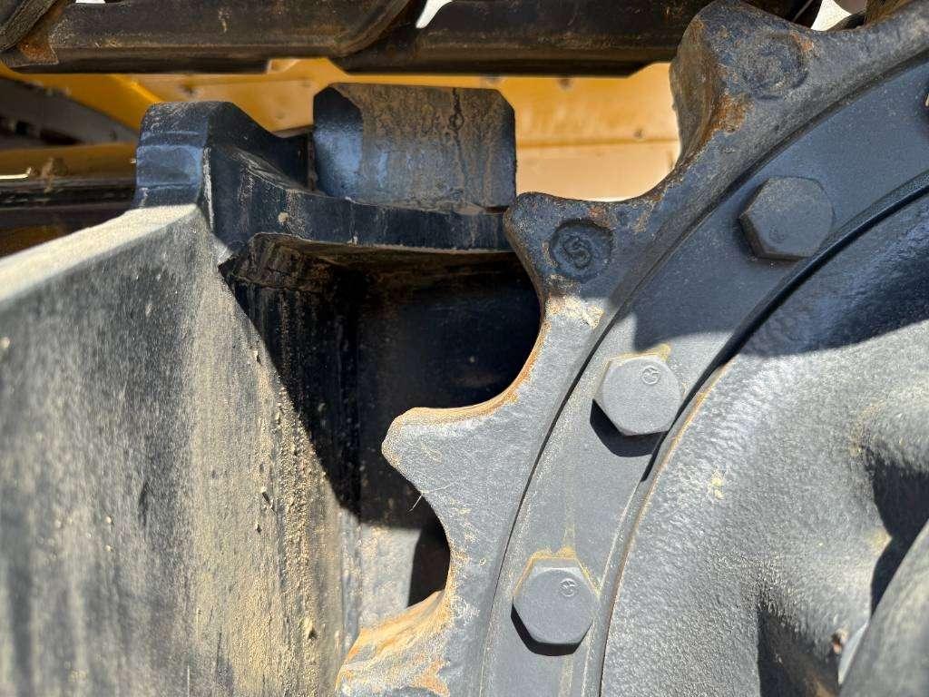 Komatsu PC210LC-10M0 - New / Unused / Hammer Lines Photo 18