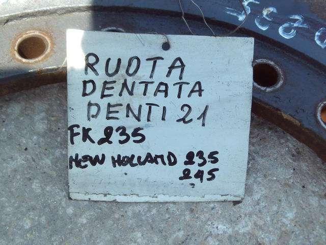 Sprocket for FK 235 - NEW HOOLLAND 235 -245 DENTI 21 Photo 3