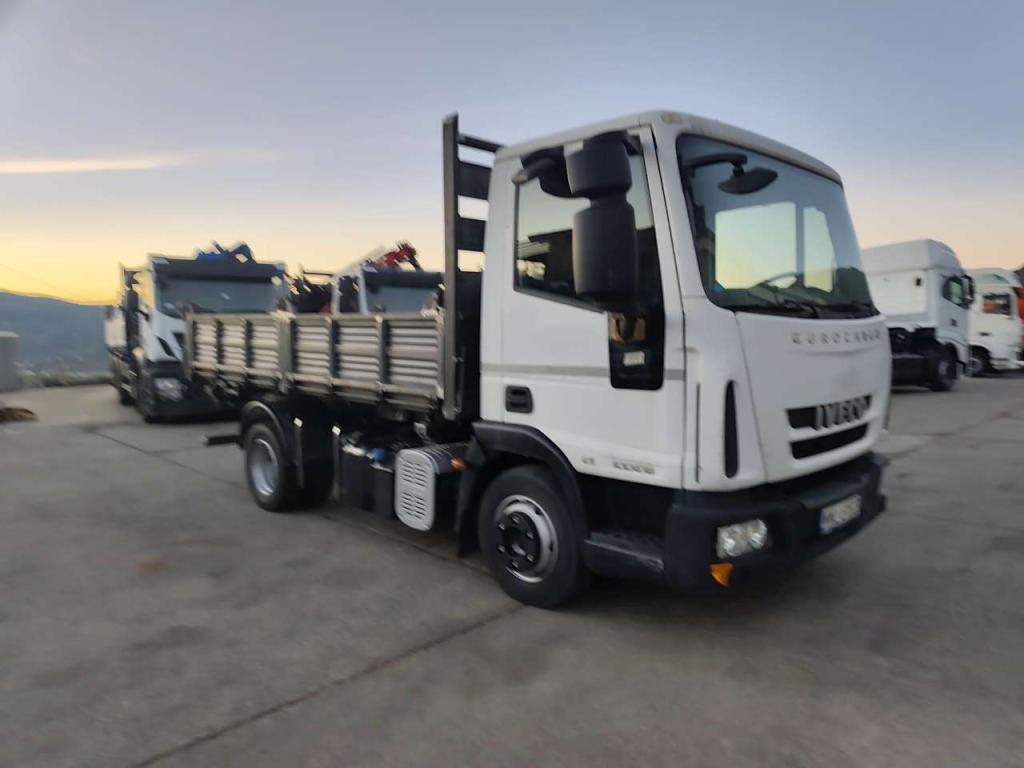 Iveco EUROCARGO 100E18 Photo 10