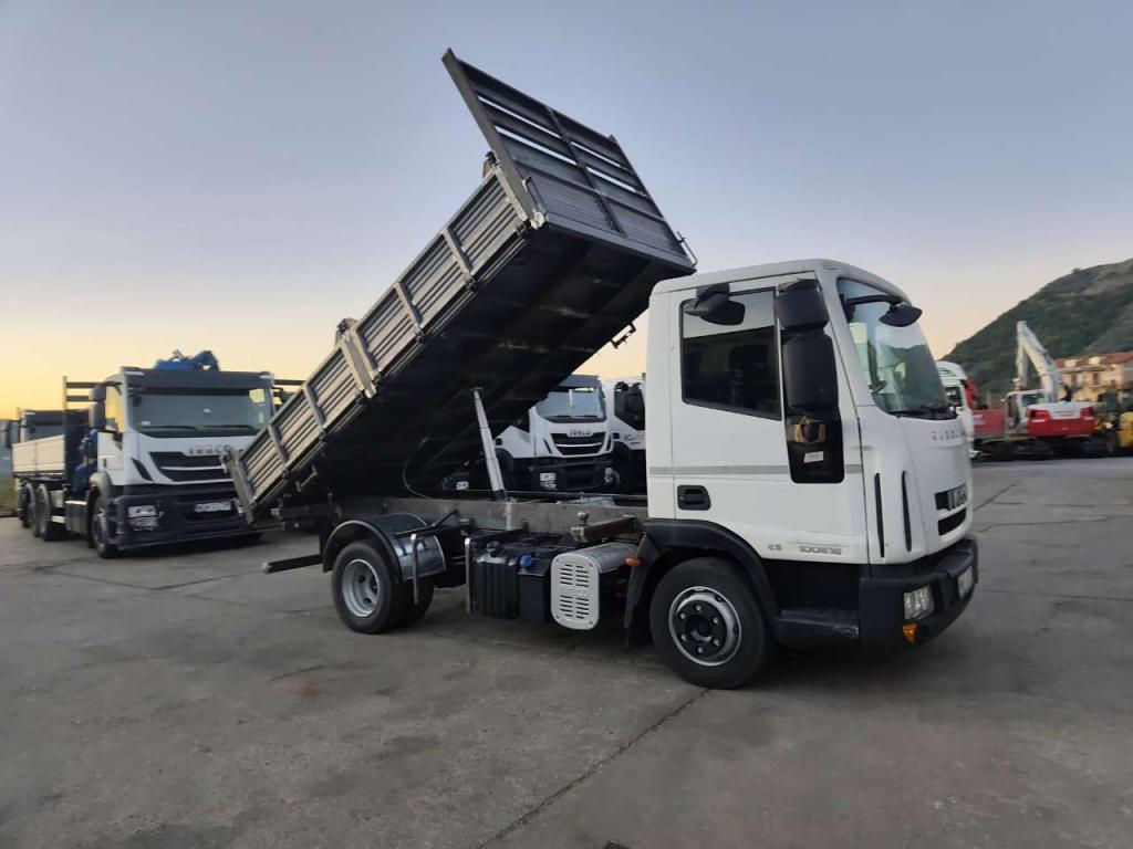 Iveco EUROCARGO 100E18 Photo 27