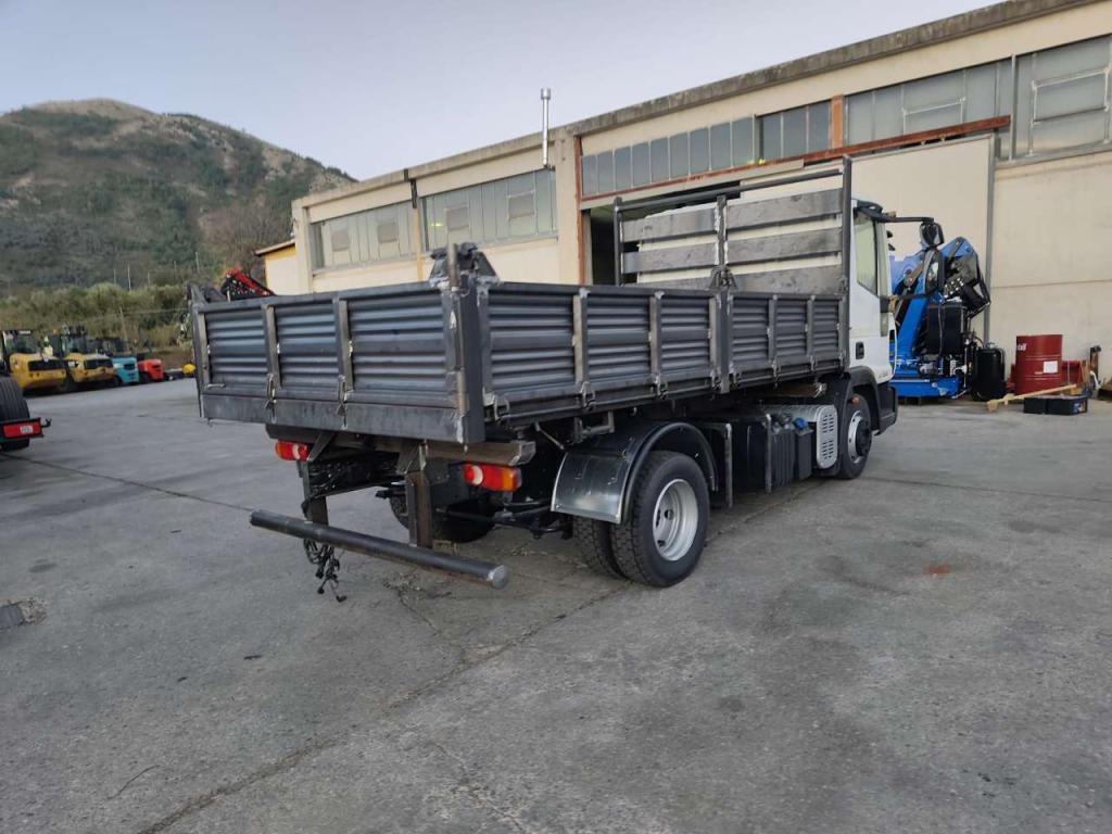 Iveco EUROCARGO 100E18 Photo 5